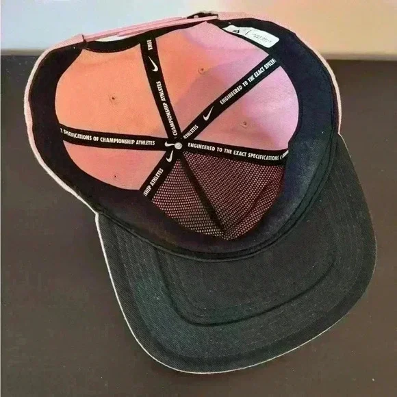 Rare NikeLab Essentials Acronym Snapback Cap - Pink & Black, Adjustable Pro Fit - Picture 4 of 6